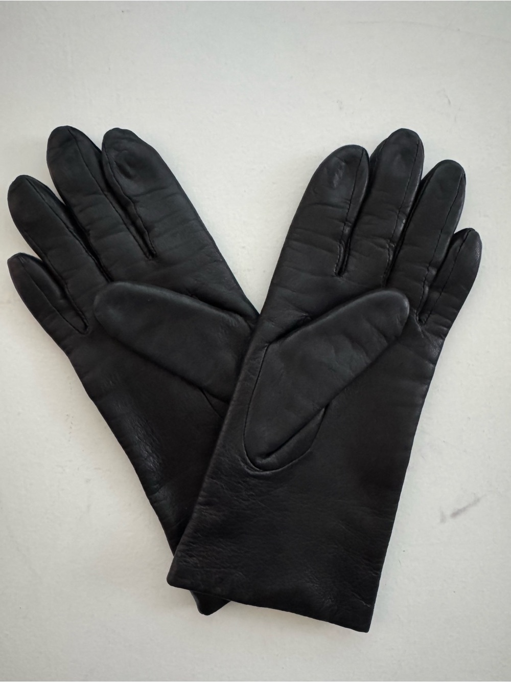Wilson’s Black Leather Gloves-S
